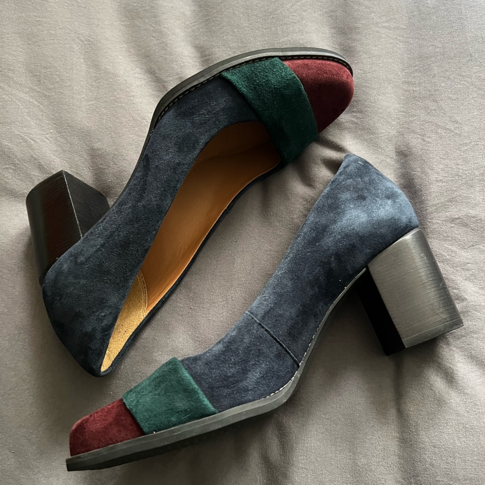 Clark’s pumps